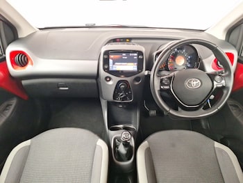 Used Toyota AYGO 2021 for sale - 76183454: Photo 2