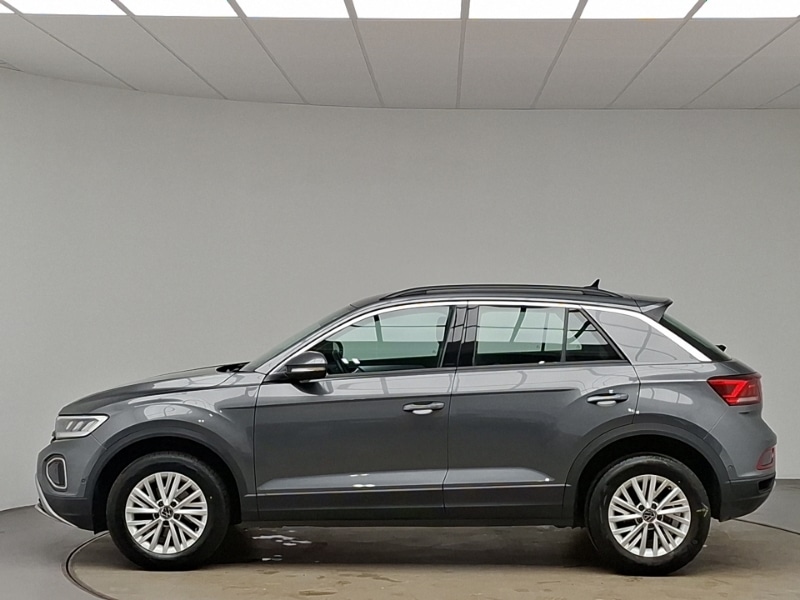 Used Volkswagen T-Roc 2022 for sale - 77265711: Photo 4