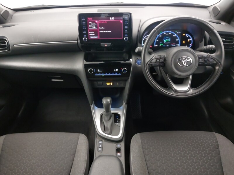 Used Toyota Yaris Cross 2023 for sale - 77311565: Photo 2