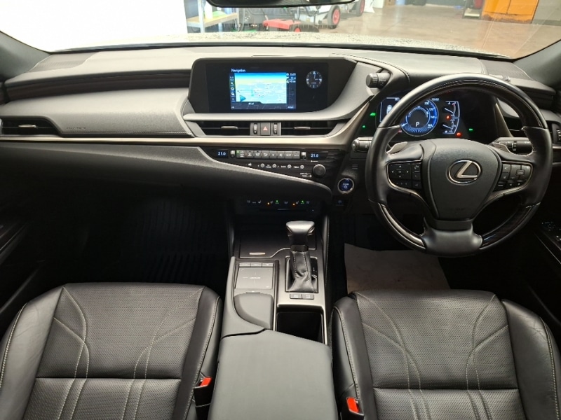 Used Lexus ES 2020 for sale - 77209520: Photo 2