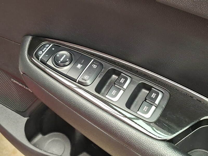 Used Kia Optima 2017 for sale - 77847362: Photo 12