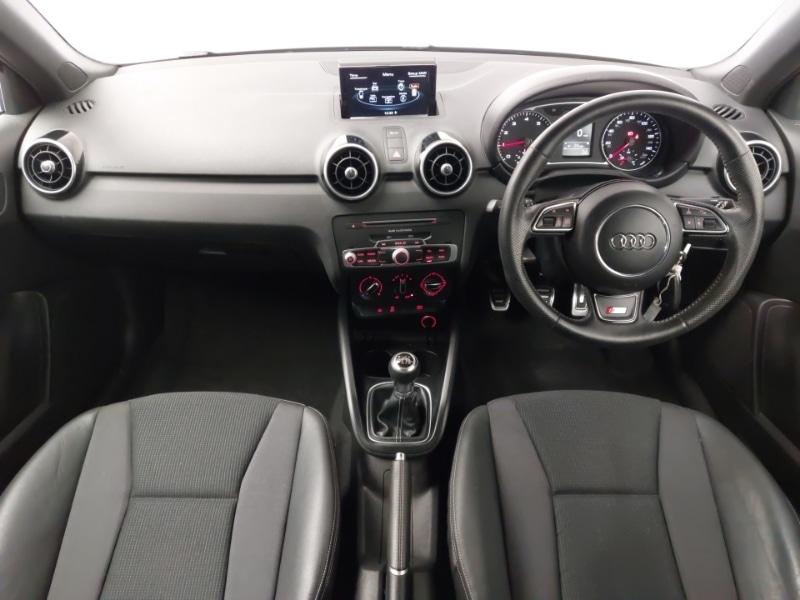 Used Audi A1 2017 for sale - 76707751: Photo 2