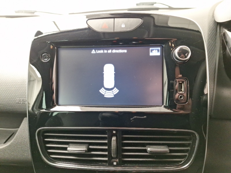 Used Renault Clio 2019 for sale - 76630682: Photo 11