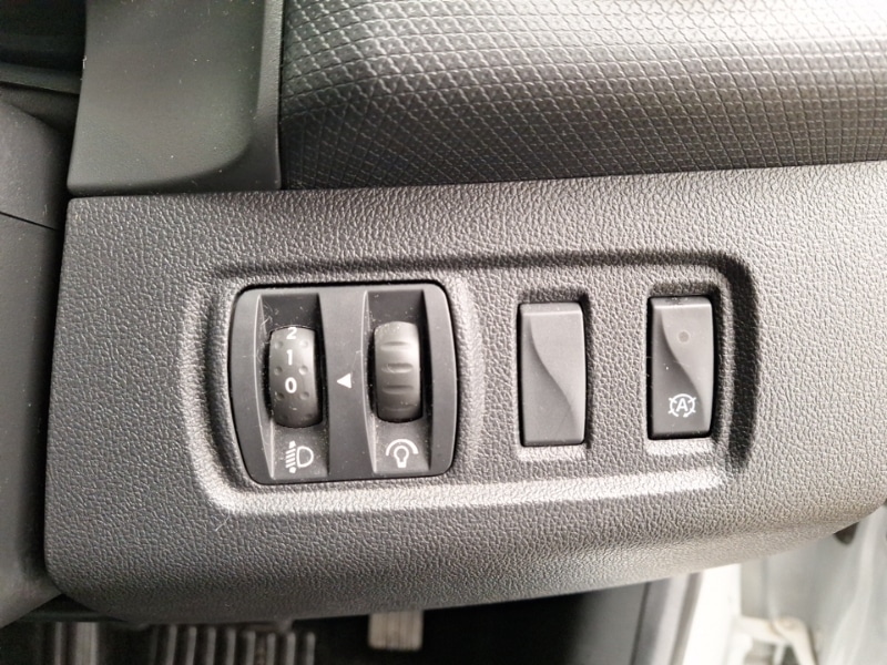 Used Renault Clio 2019 for sale - 76630682: Photo 17