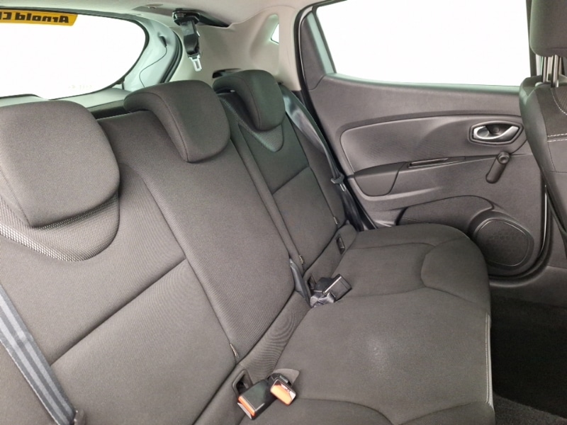 Used Renault Clio 2019 for sale - 76630682: Photo 19