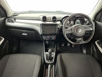 Used Suzuki Swift 2017 for sale - 79501684: Photo