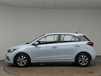 Used Hyundai i20 2019 for sale - 79737095: Photo
