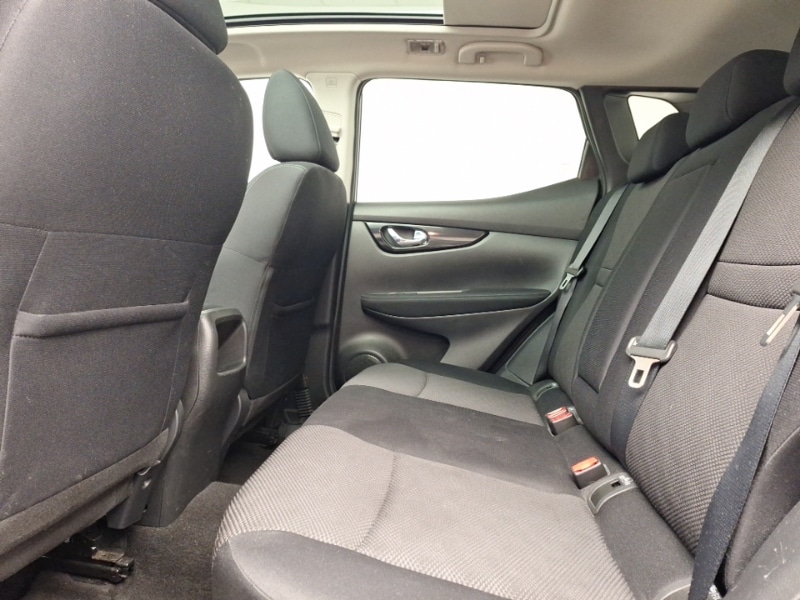 Used Nissan Qashqai 2017 for sale - 76613805: Photo 6