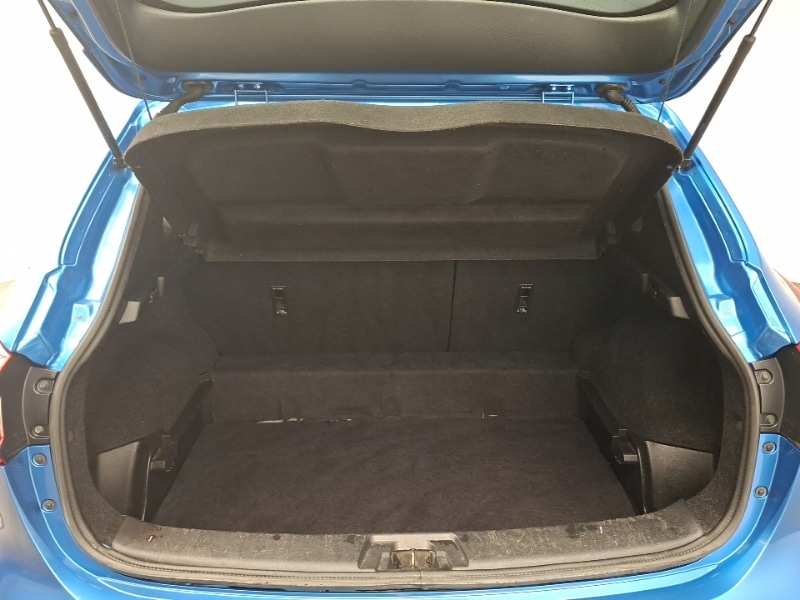 Used Nissan Qashqai 2017 for sale - 77823008: Photo 8