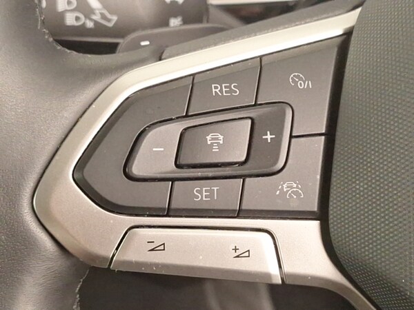 Used Volkswagen Taigo 2023 for sale - 75652502: Photo 16