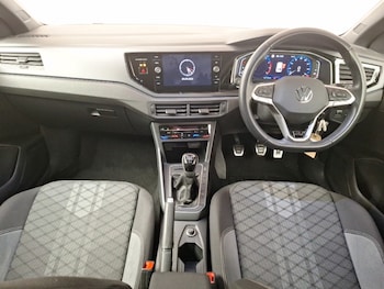 Used Volkswagen Polo 2022 for sale - 76221269: Photo 2