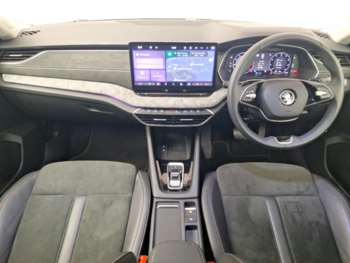 Used Skoda Octavia 2024 for sale - 74933796: Photo