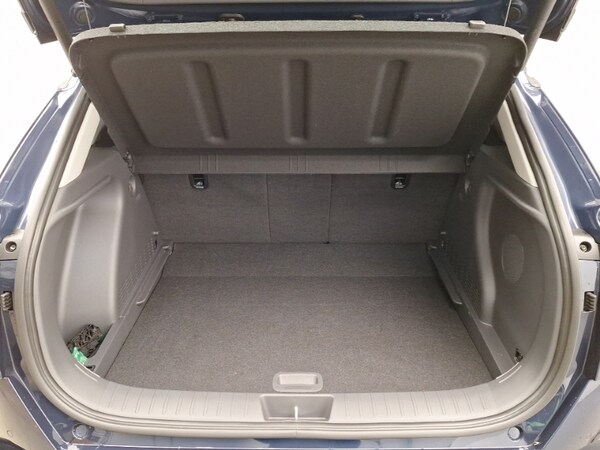 Used Hyundai KONA 2025 for sale - 76309272: Photo 8