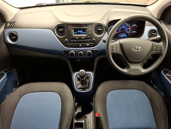 Used Hyundai i10 2015 for sale - 78355175: Photo