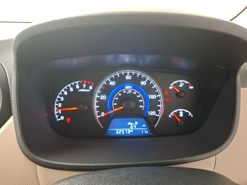 Used Hyundai i10 2015 for sale - 77832569: Photo 11