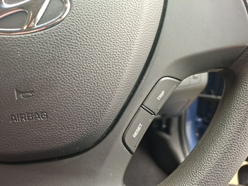 Used Hyundai i10 2015 for sale - 77832569: Photo 17