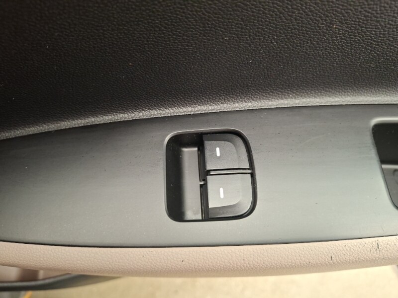 Used Hyundai i10 2015 for sale - 77832569: Photo 19