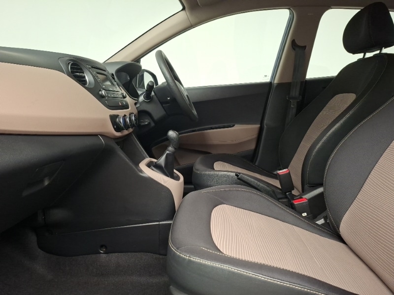 Used Hyundai i10 2015 for sale - 77832569: Photo 5