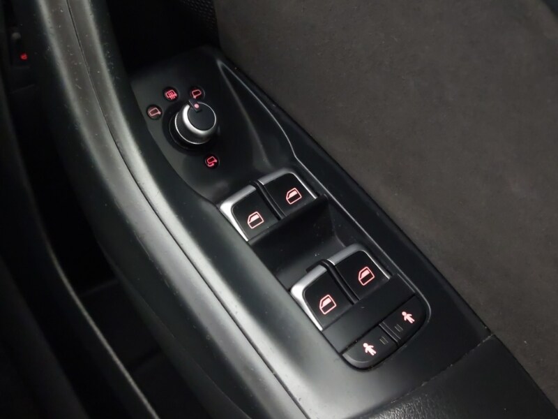 Used Audi Q3 2017 for sale - 77284441: Photo 18