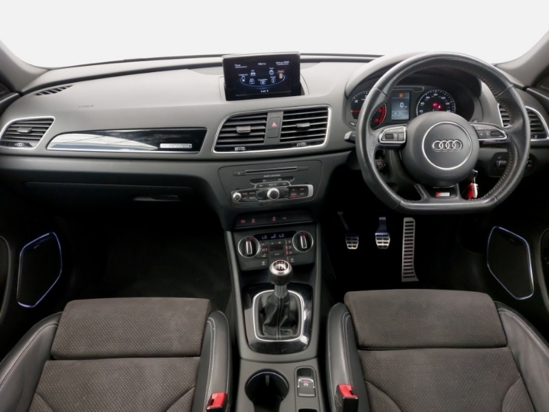 Used Audi Q3 2017 for sale - 77284441: Photo 2