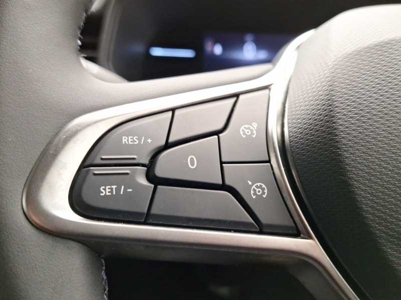 Used Renault Clio 2024 for sale - 76437807: Photo 14