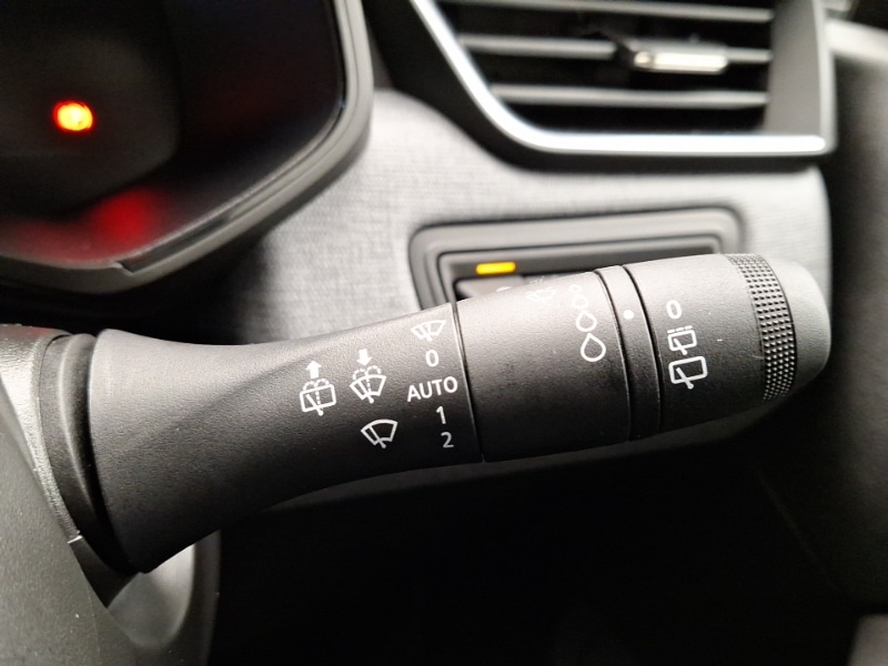 Used Renault Clio 2024 for sale - 76437807: Photo 17