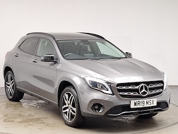 Mercedes-Benz - GLA