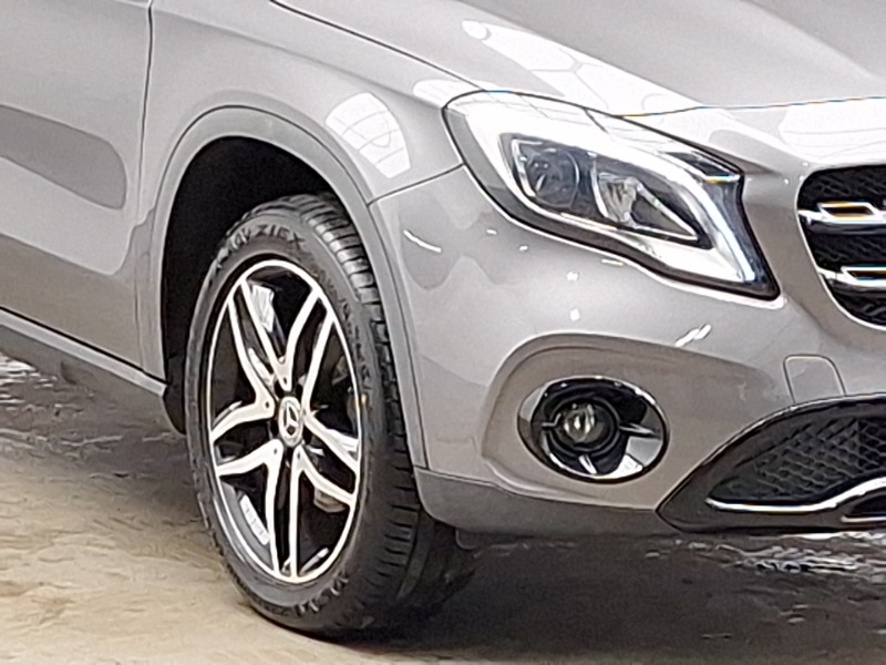 Used Mercedes-Benz GLA 2019 for sale - 76213100: Photo 9