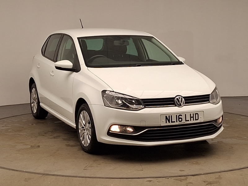 Used Volkswagen Polo 2016 for sale - 76800135: Photo 1