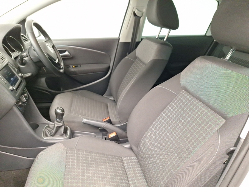 Used Volkswagen Polo 2016 for sale - 76800135: Photo 5