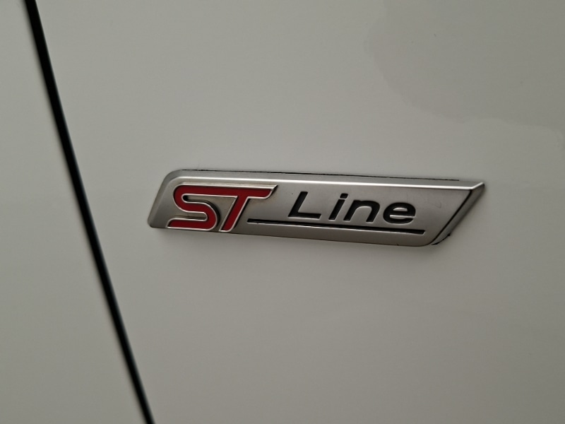 Used Ford Focus 2017 for sale - 78041311: Photo 17