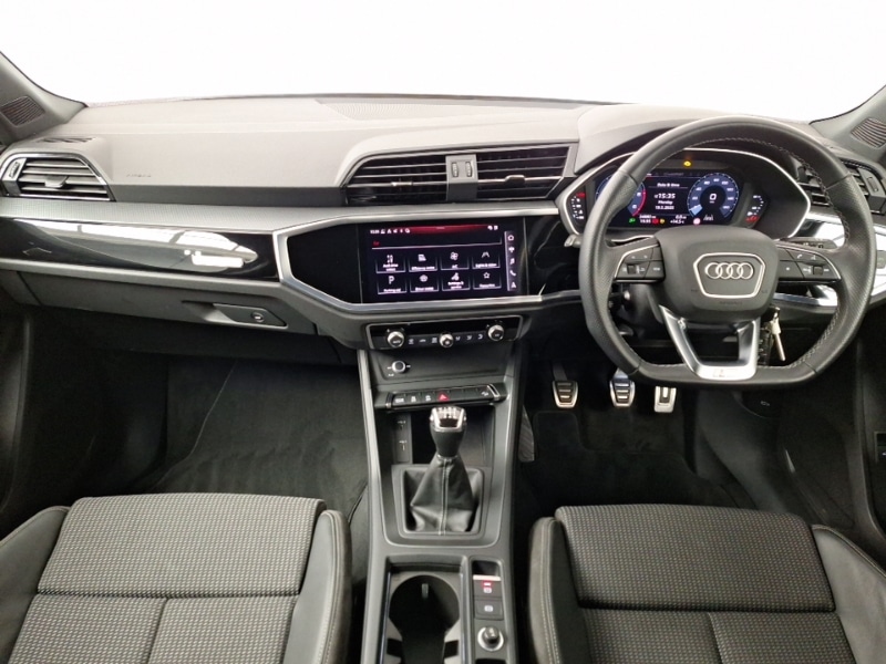 Used Audi Q3 2021 for sale - 76556097: Photo 2