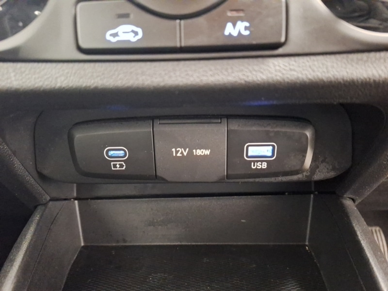 Used Hyundai i10 2023 for sale - 76602460: Photo 17