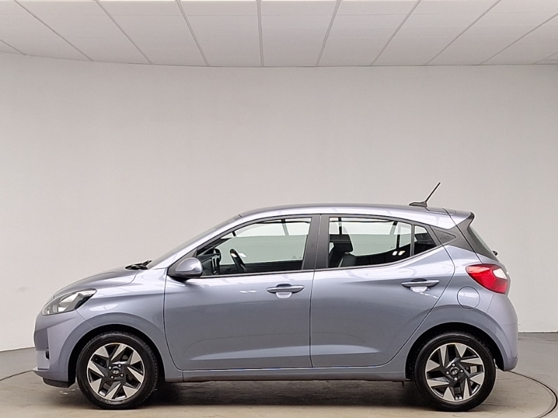 Used Hyundai i10 2023 for sale - 76602460: Photo 4