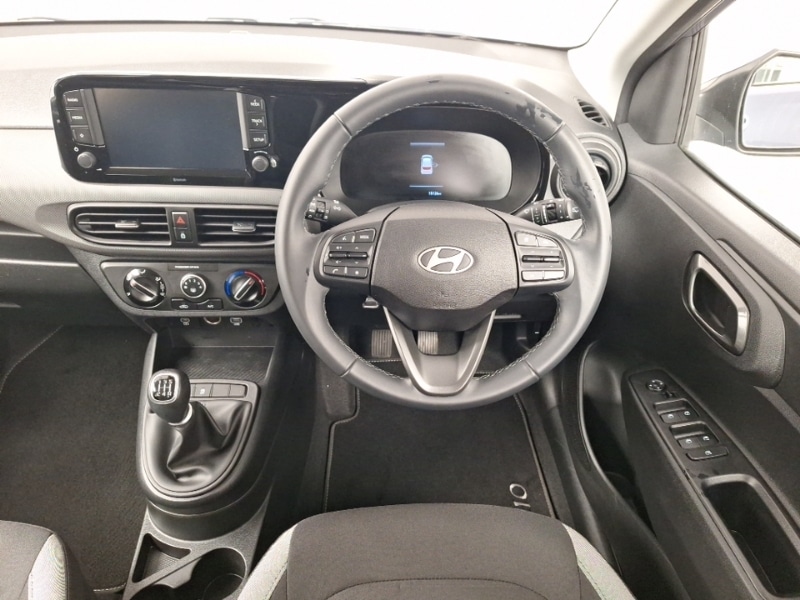 Used Hyundai i10 2023 for sale - 76602460: Photo 7