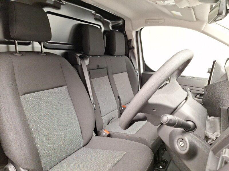 Used Vauxhall Vivaro 2024 for sale - 76842591: Photo 12