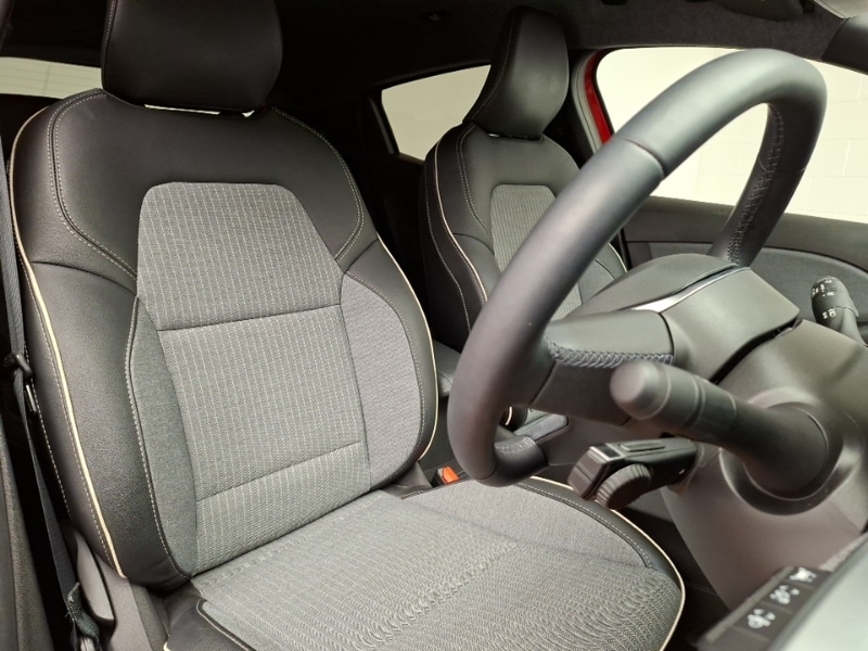 Used Renault Clio 2023 for sale - 77300236: Photo 12