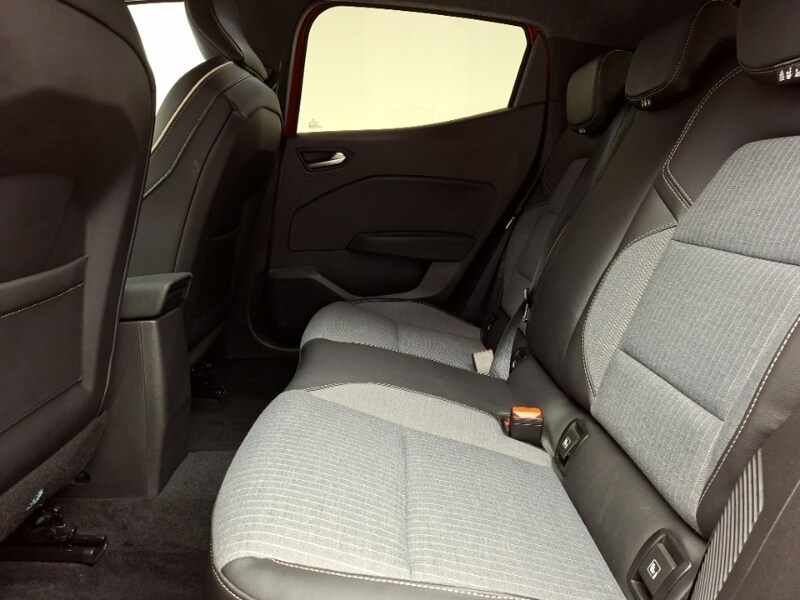 Used Renault Clio 2023 for sale - 77300236: Photo 6