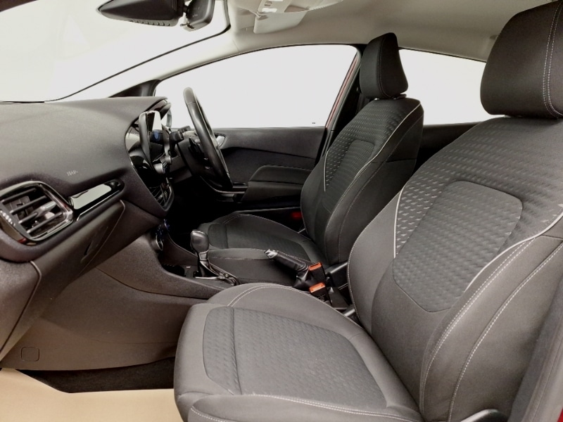 Used Ford Fiesta 2017 for sale - 76556108: Photo 5