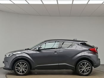 Used Toyota C-HR 2017 for sale - 79505895: Photo