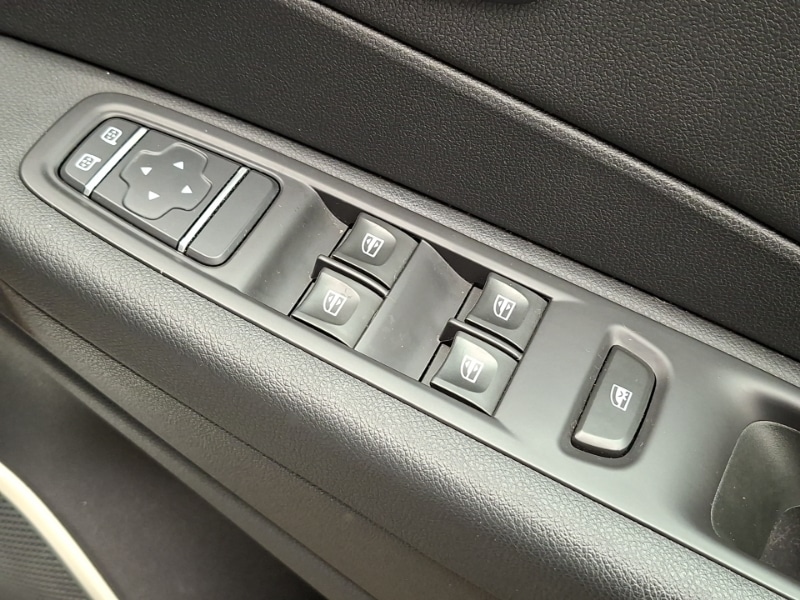 Used Renault Captur 2019 for sale - 77823021: Photo 12