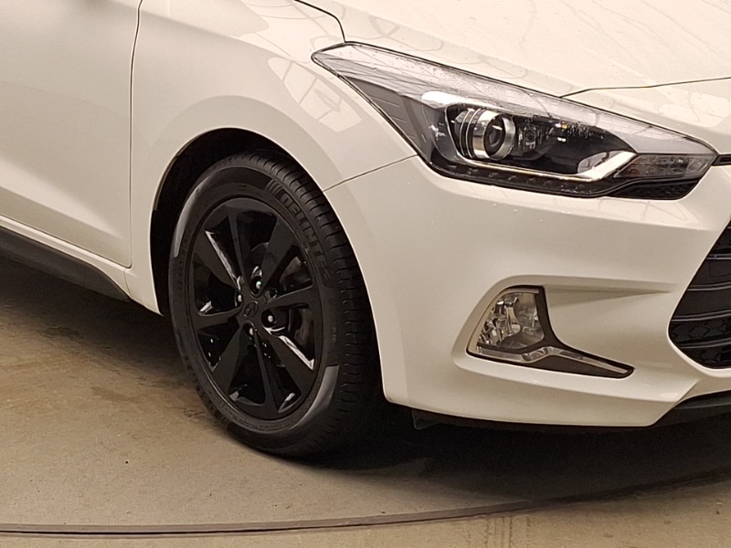 Used Hyundai i20 2017 for sale - 77126540: Photo 9