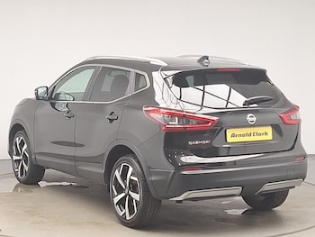 Used Nissan Qashqai 2018 for sale - 75828182: Photo