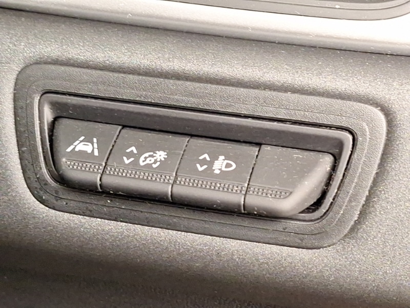 Used Renault Captur 2021 for sale - 76771466: Photo 15