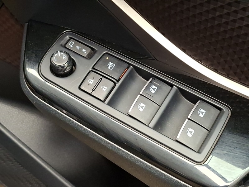 Used Toyota C-HR 2017 for sale - 77751433: Photo 12