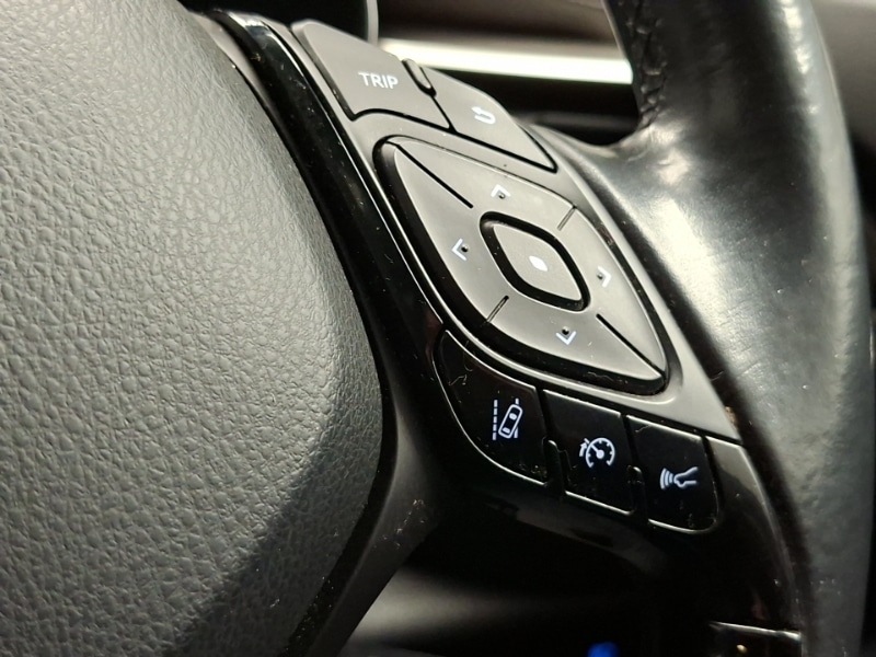 Used Toyota C-HR 2017 for sale - 77751433: Photo 13