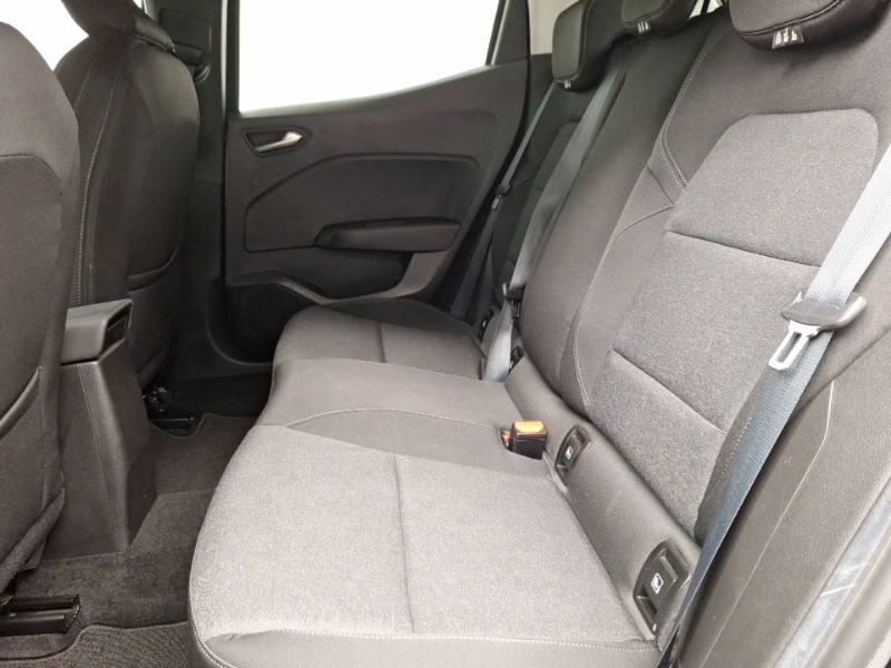 Used Renault Clio 2021 for sale - 76924928: Photo 6