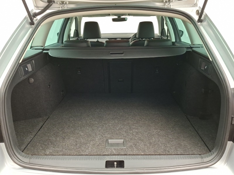 Used Skoda Octavia 2020 for sale - 77656820: Photo 8