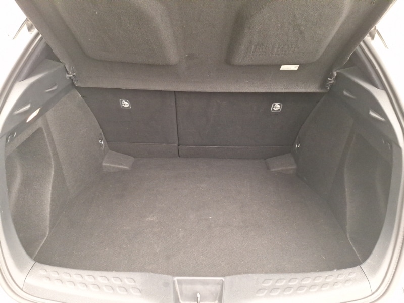 Used Toyota C-HR 2018 for sale - 76121071: Photo 8