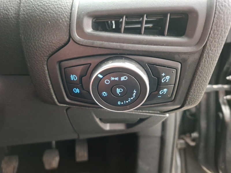 Used Ford Focus 2017 for sale - 78155982: Photo 19